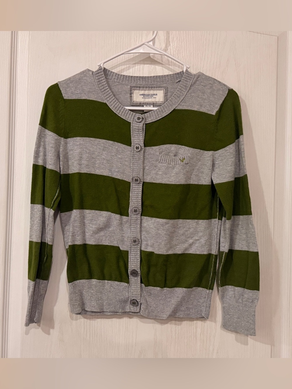Y2K American Eagle Outfitters Olive Green and Light Gray Striped Cardigan